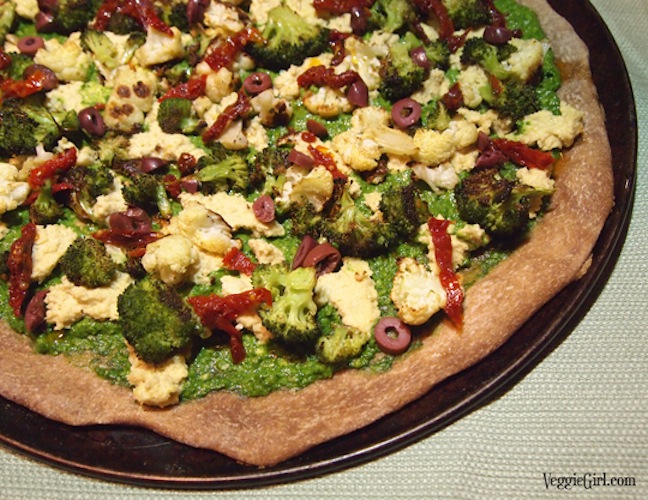 Green and White Pizza Green and White Pizza from Dianne Wenz of VeggieGirl.com
