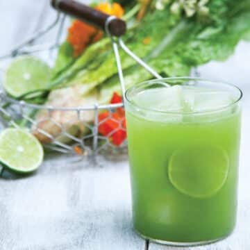 Spinach Pear Living Juice from Julie Morris