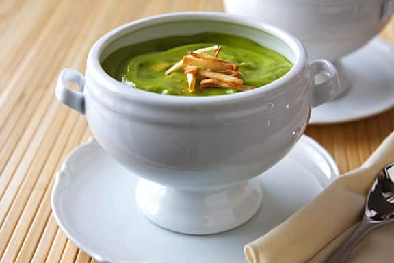 Cold Avocado and pea soup