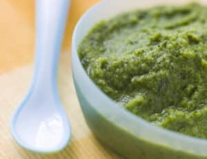 Broccoli and spinach homemade organic baby food puree