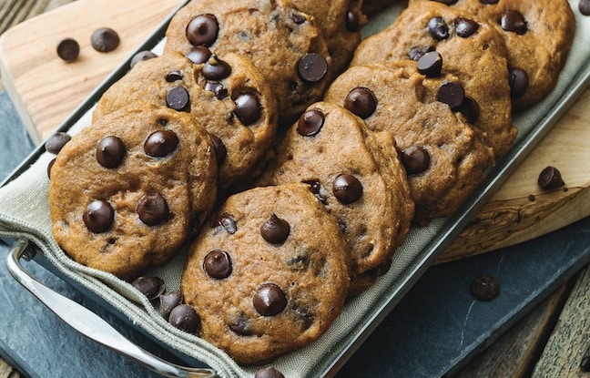 Vegan Pumpkin Chocolate Chip Cookies 