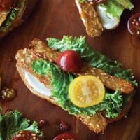 Vegan BLT tartines