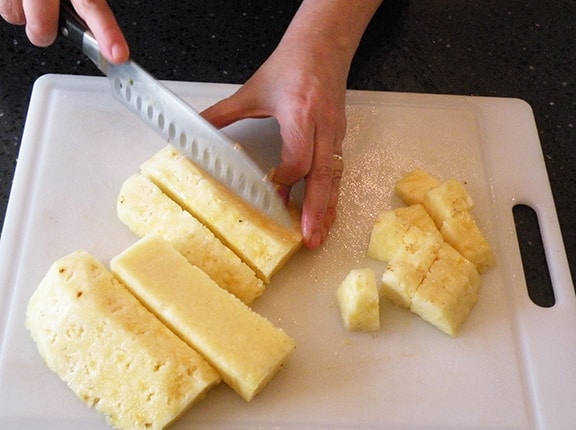 How to cut fresh pineapple step-by-step