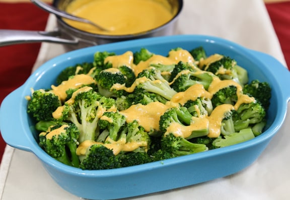 Mustard-Spiked Vegan Cheez-y Sauce | Vegkitchen.com