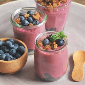 Raspberry Chia Breakfast Jars