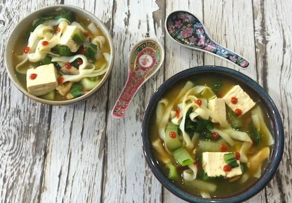 20-minute asian vegetable noodle soup