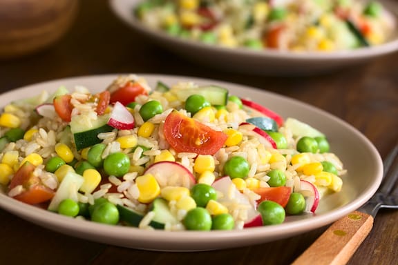 Brown rice & vegetable salad