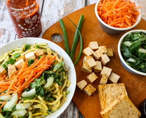 Peanut Satay Zucchini Noodle Bowl | VeganFoodHacks