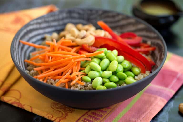 Colorful Quinoa Protein Bowl VeganFoodHacks