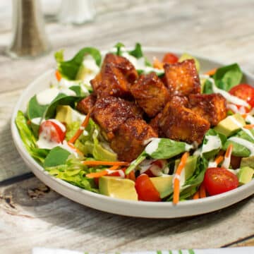 BBQ tempeh salad with creamy ranch dressing
