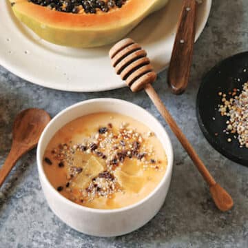 Mango Papaya Smoothie Bowl