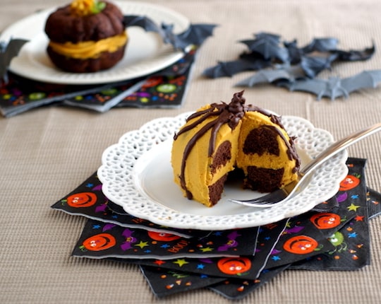 Halloween Whoopie Pies by Ricki Heller