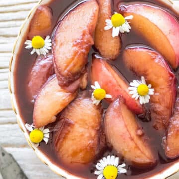 poached nectarines from Plantpower Way Italia