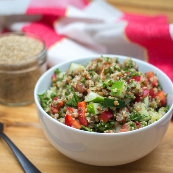 The Best Quinoa Salad - Vegan recipes by VegKitchen