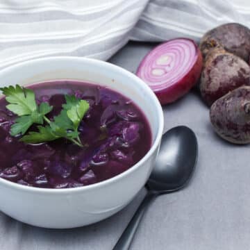 Valentines Beet Soup (Borsch Variation)