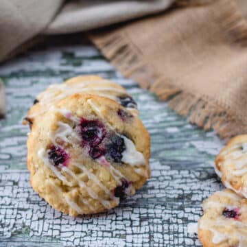 Vegan Blackberry Cookies