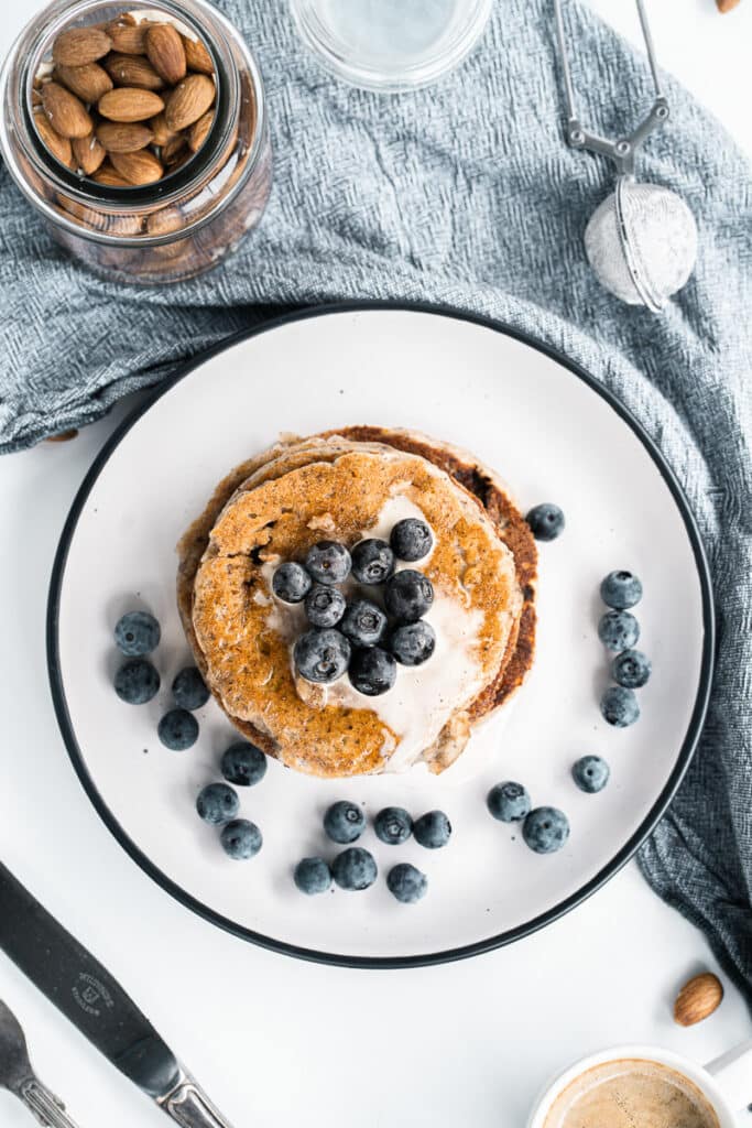 vegan almond flour pancakes