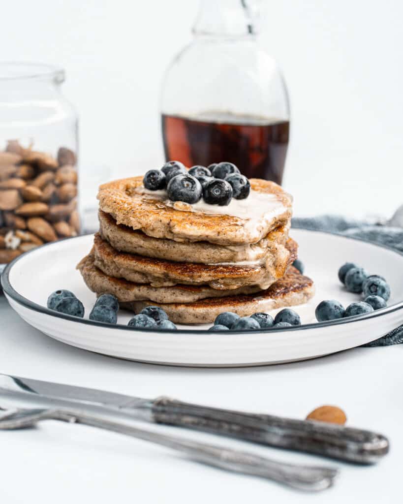 vegan almond flour pancakes