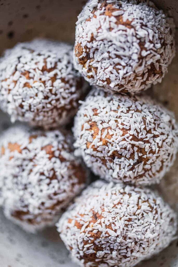 bolas de masa de galletas veganas