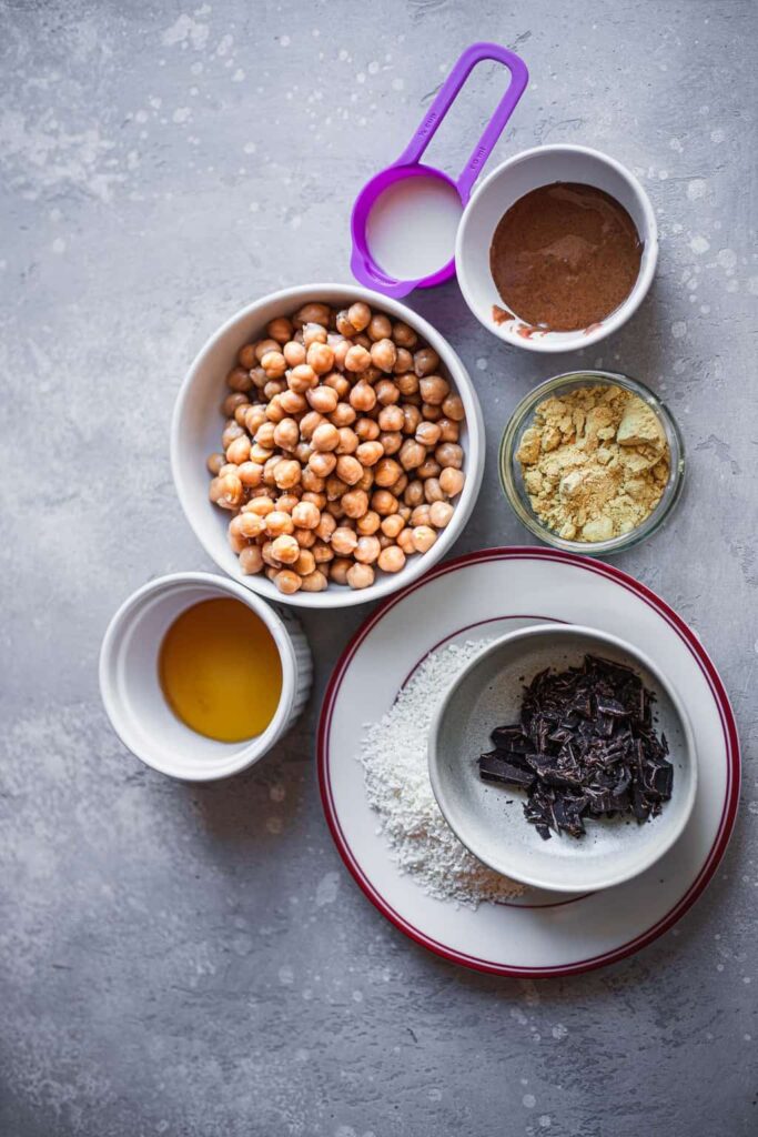 ingredients for vegan smoothie bowl
