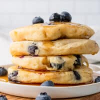 vegan blueberry pancakes