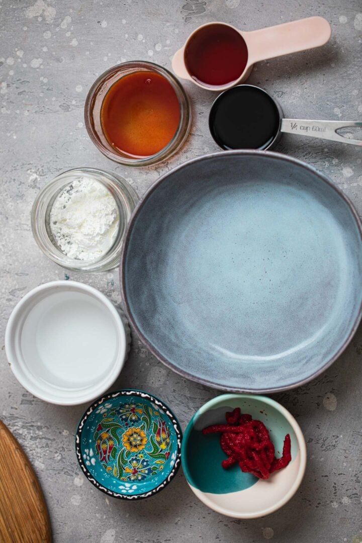 Ingredients for a sticky sesame sauce