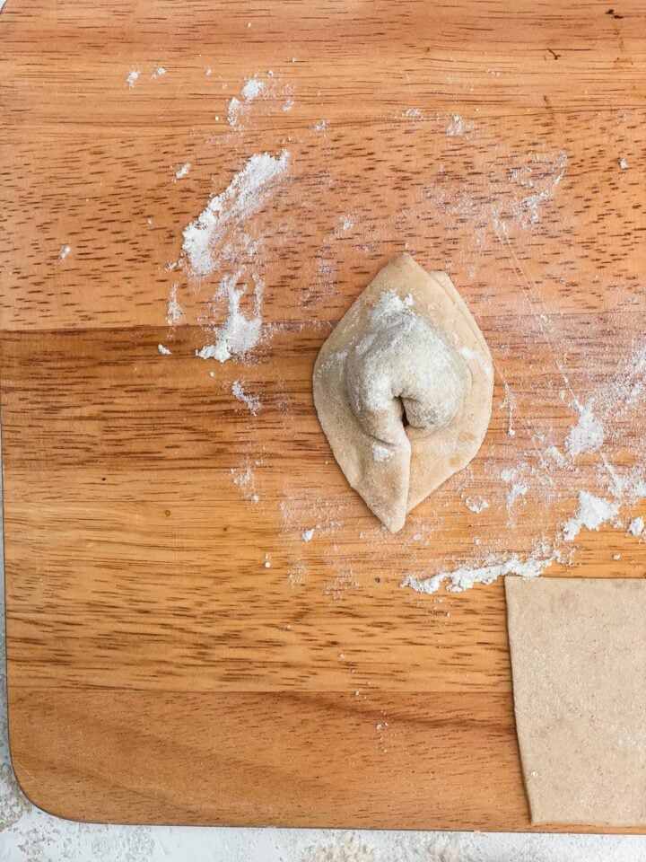 Process of making a wonton 2