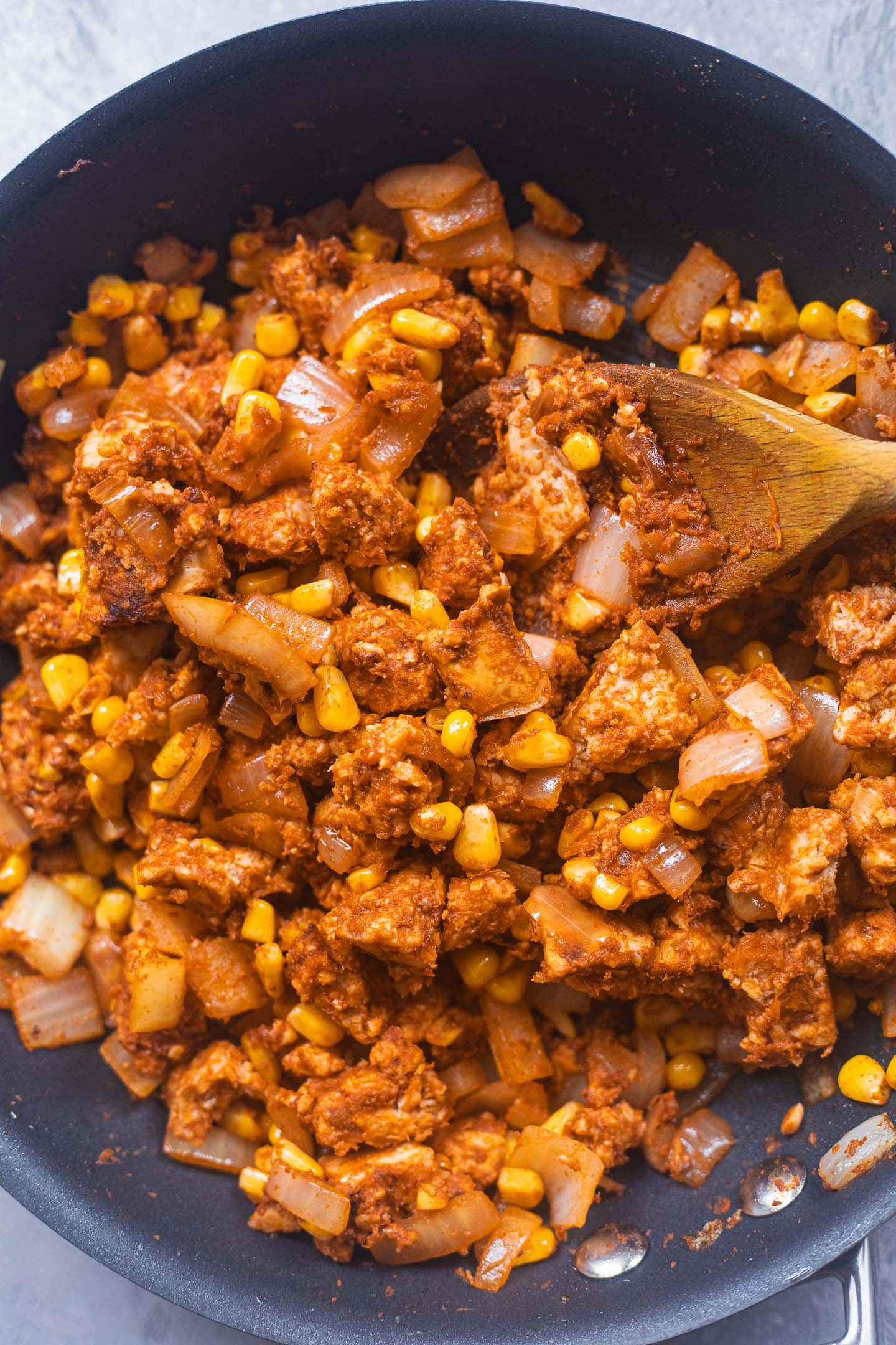 Smoky tempeh with sweetcorn