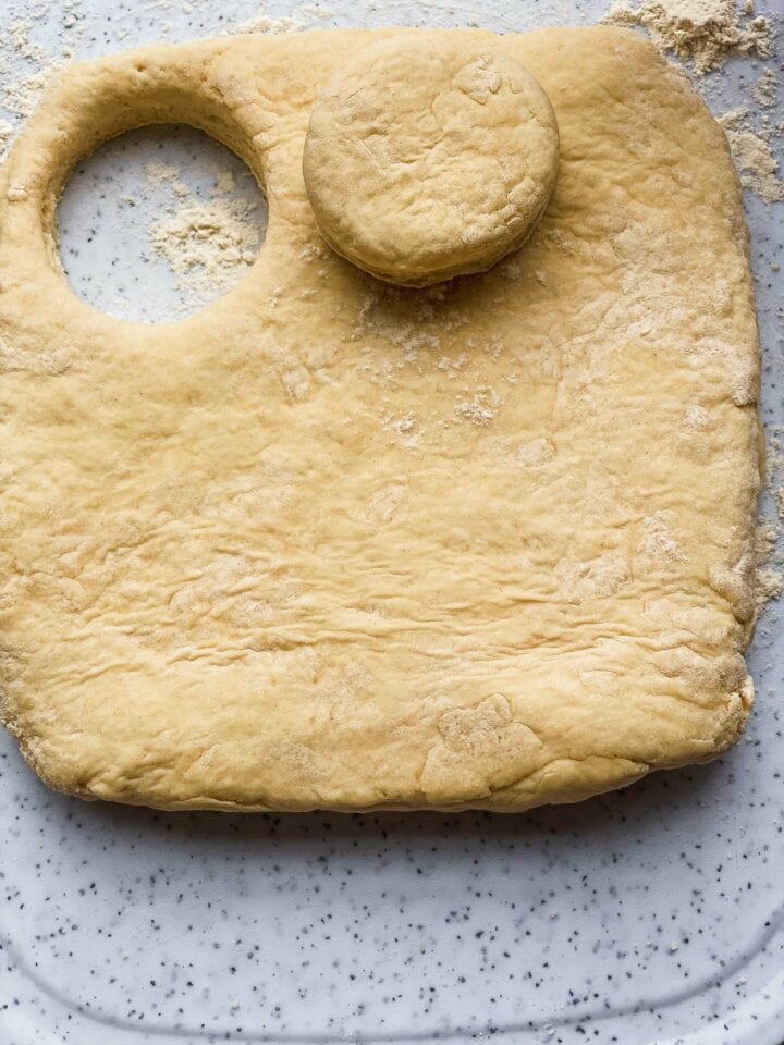 Vegan dough for biscuits