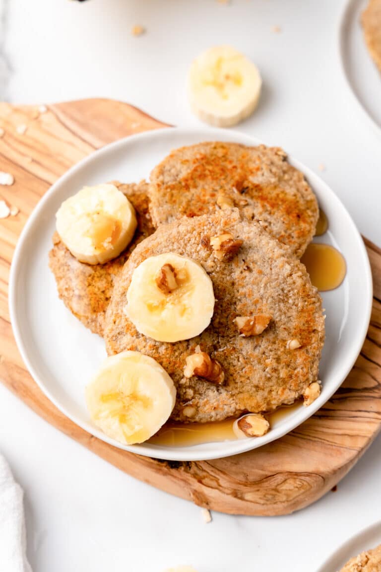Vegan Banana Oat Pancakes Vegan recipes by VegKitchen