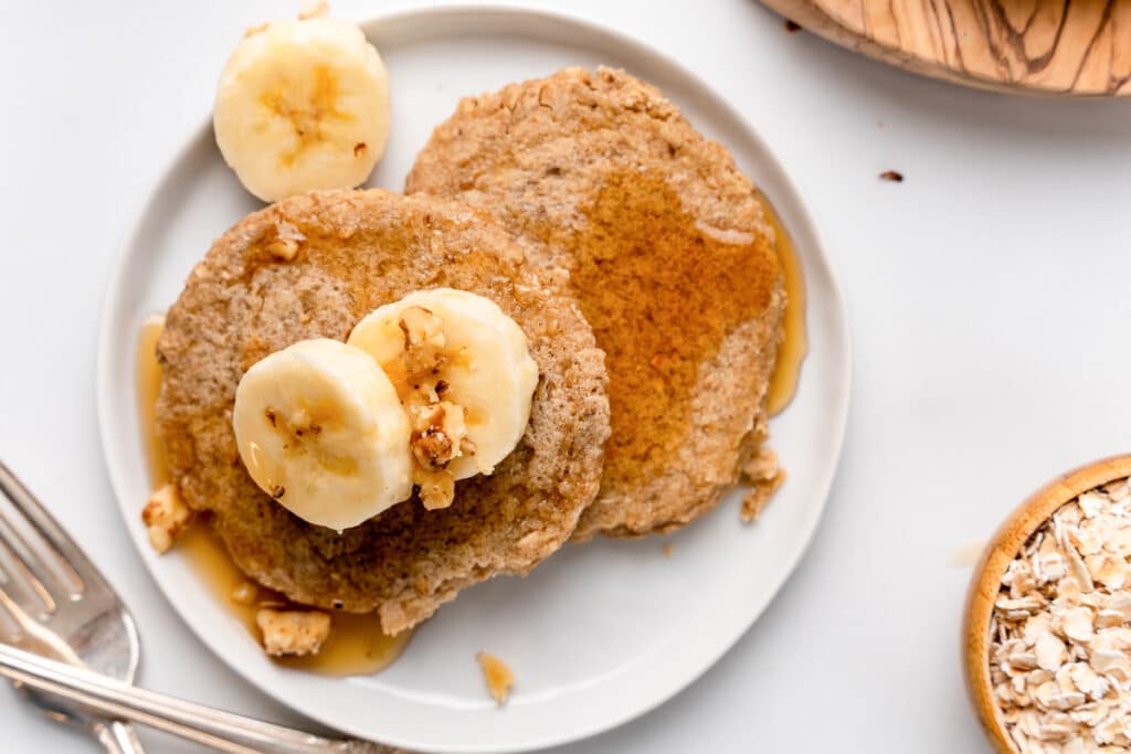 Vegan Banana Oat Pancakes Vegan recipes by VegKitchen