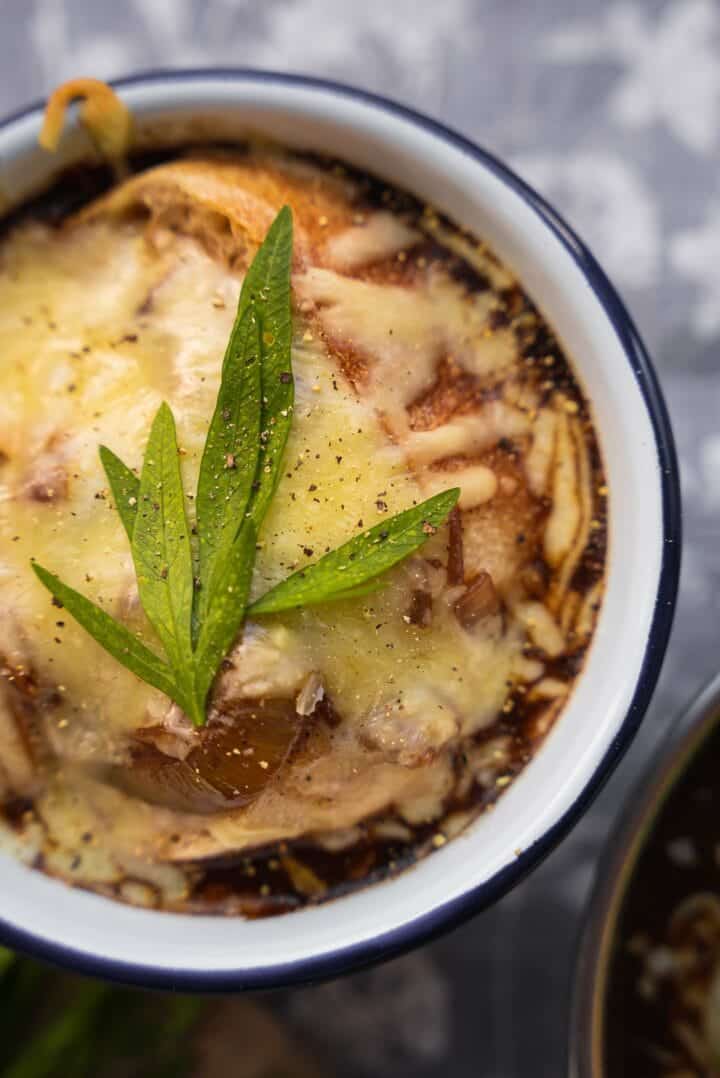 Vegan French onion soup recipe