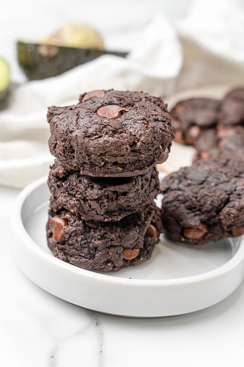 vegan chocolate avocado cookies