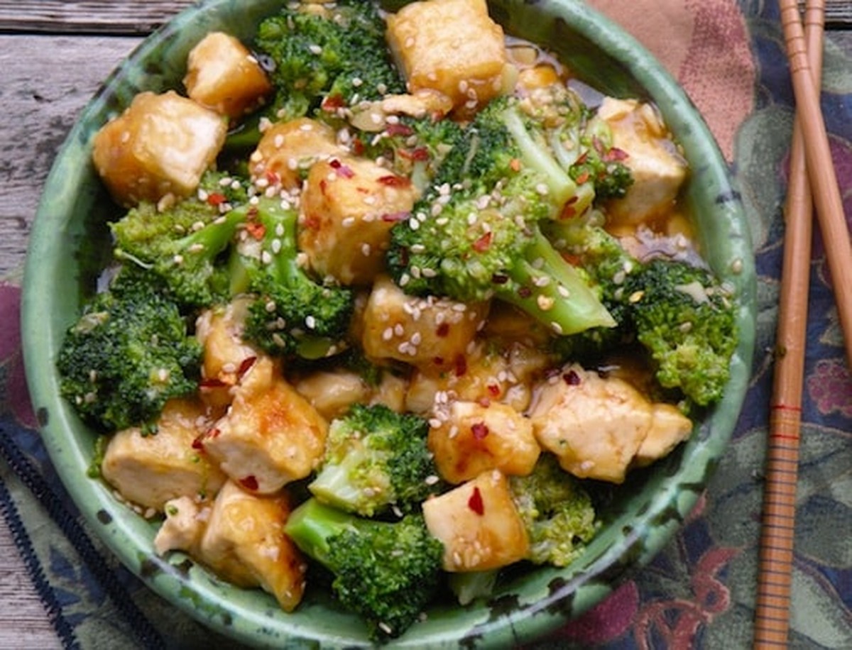 Close-up of sesame-ginger tofu and broccoli stir-fry